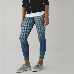 Lululemon High Times *Full-On Luon Cropped Leggings